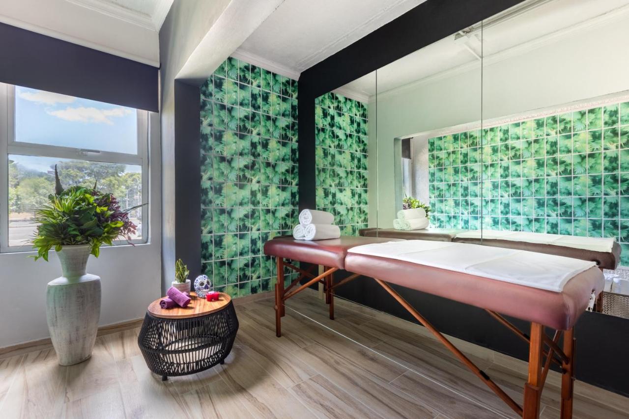 Casa Kanabri Hostal Boutique เม็กซิโกซิตี้ ภายนอก รูปภาพ